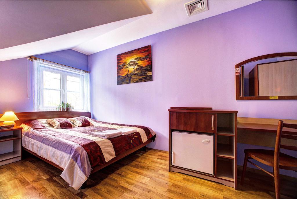 Bed and Breakfast Xavito Sanok Zimmer foto